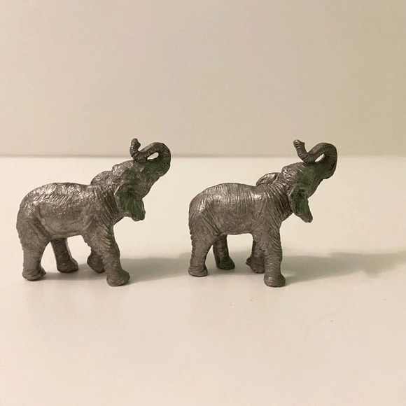 Vintage Lot of  2 Mini Pewter Elephant Figurines 2 Inch Size Trunk Up Figures - Picture 2 of 14